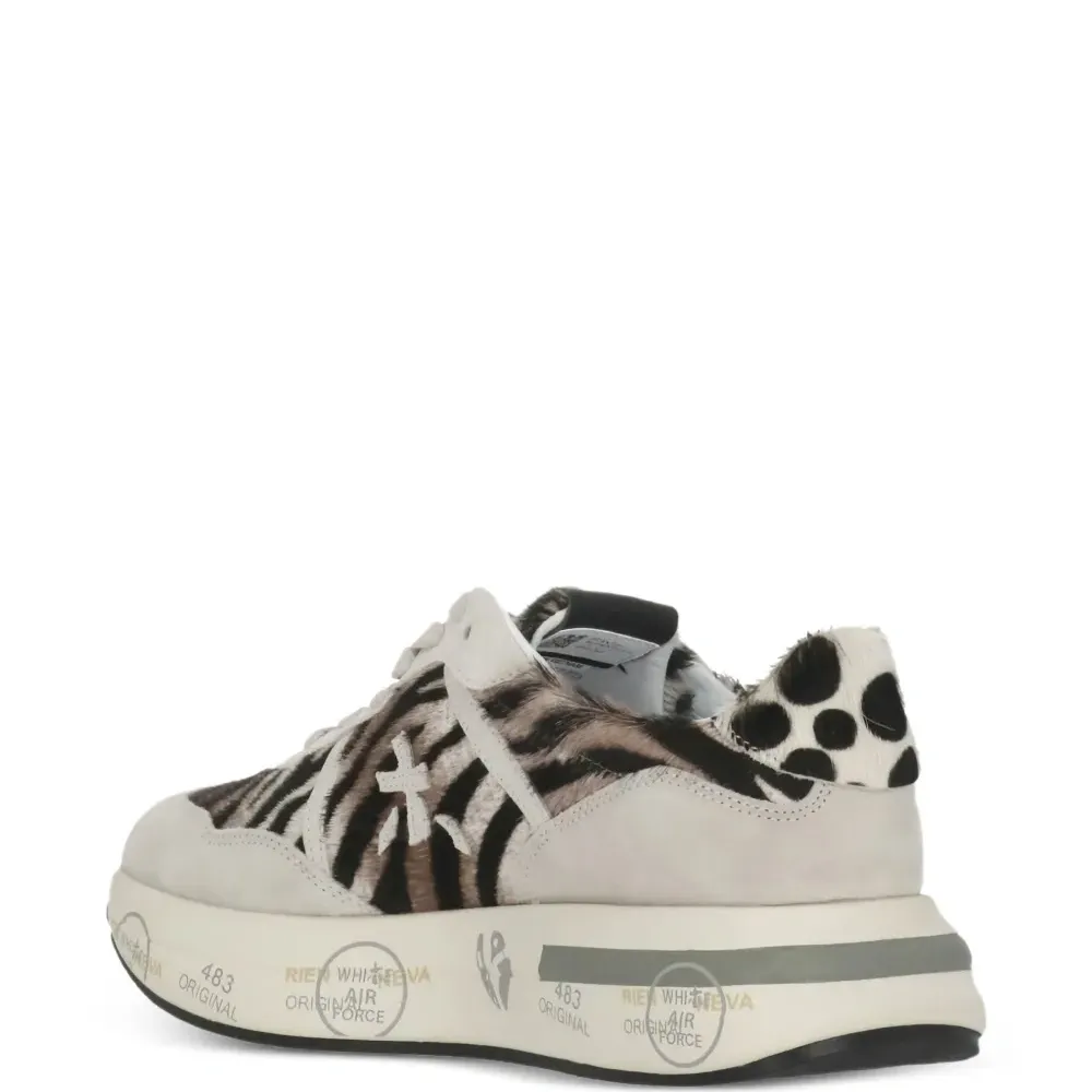 Кроссовки Cassie