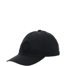 Бейсболка с нашивкой