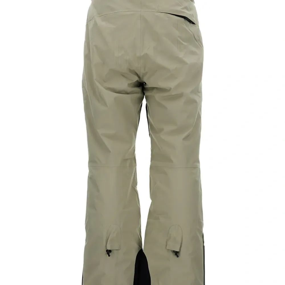 Брюки с карманами