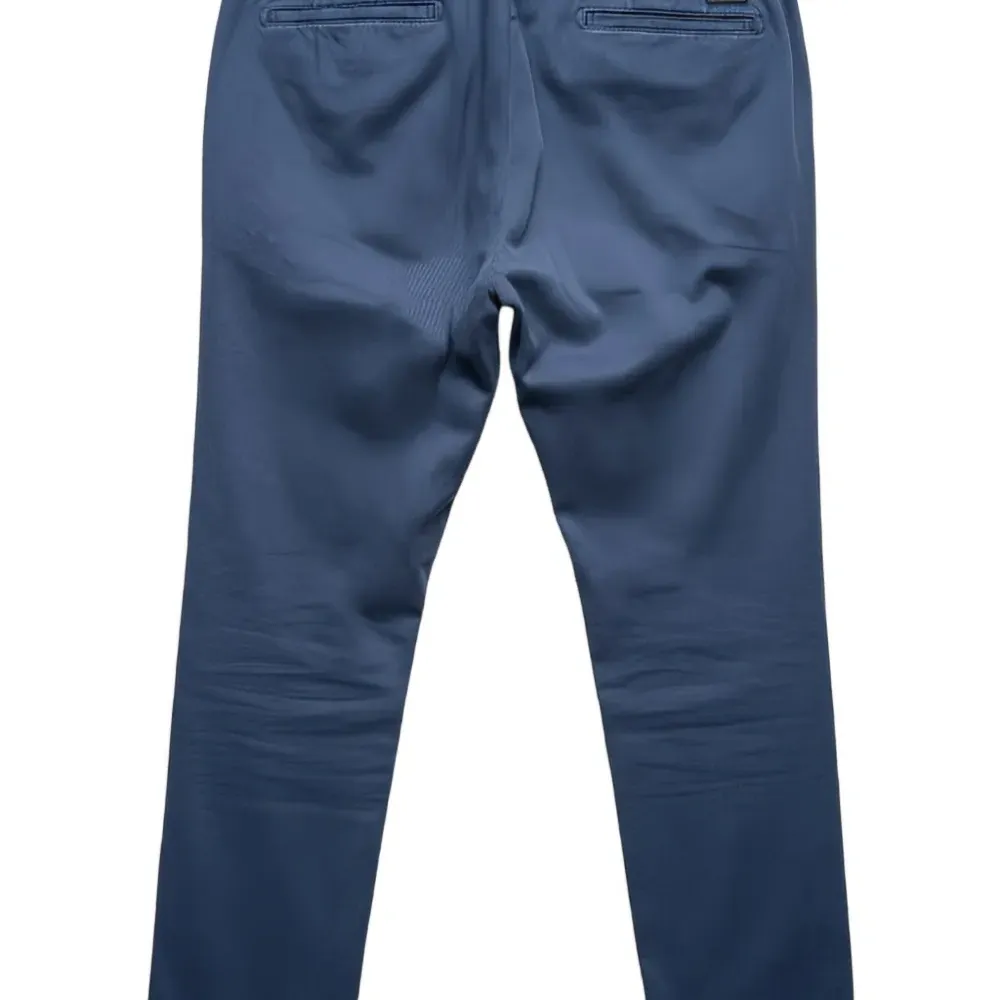 Брюки с застежкой на пуговицах