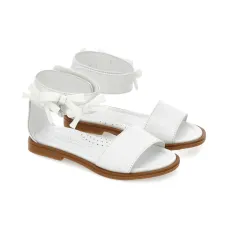 Босоножки с подвесками