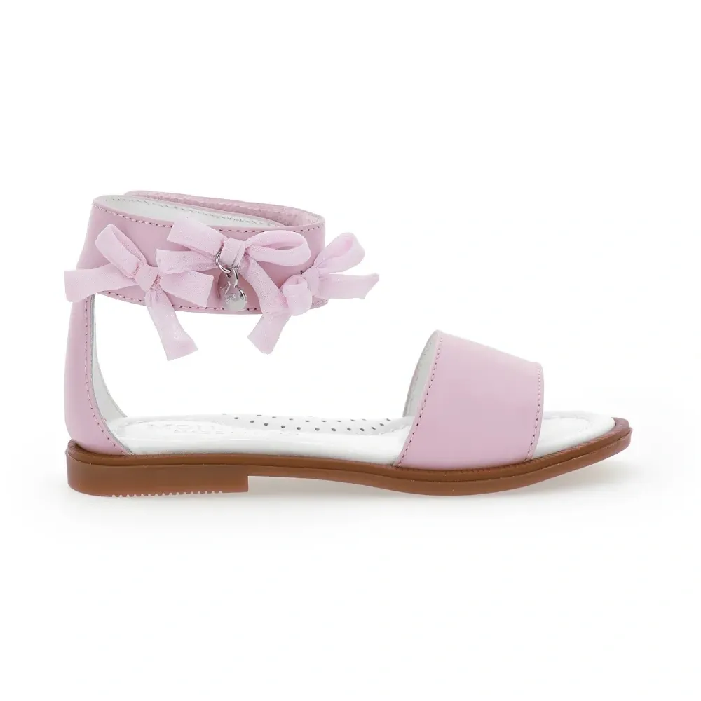 Босоножки с бантом