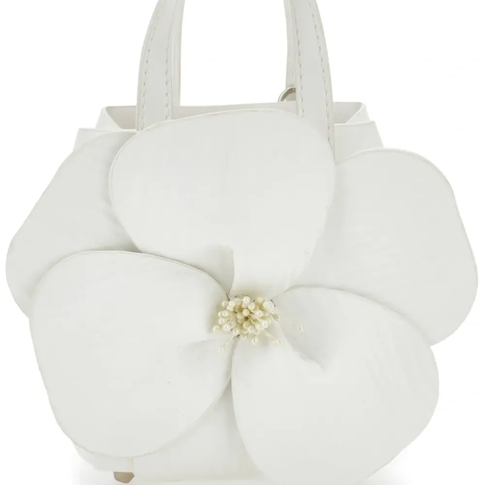 Сумка на плечо с аппликацией