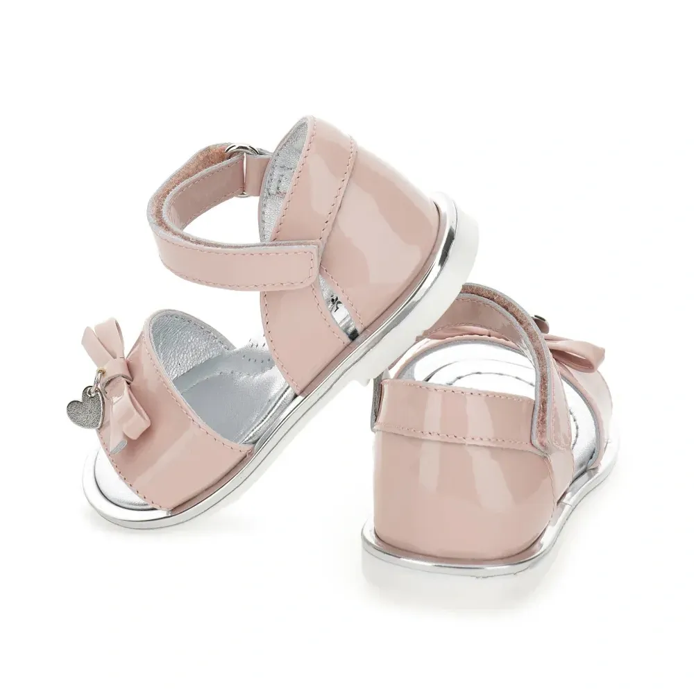 Босоножки с бантами