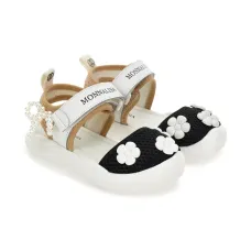 Босоножки с искусственным жемчугом