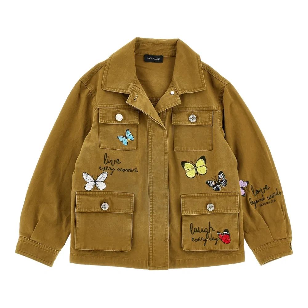 Куртка с аппликацией