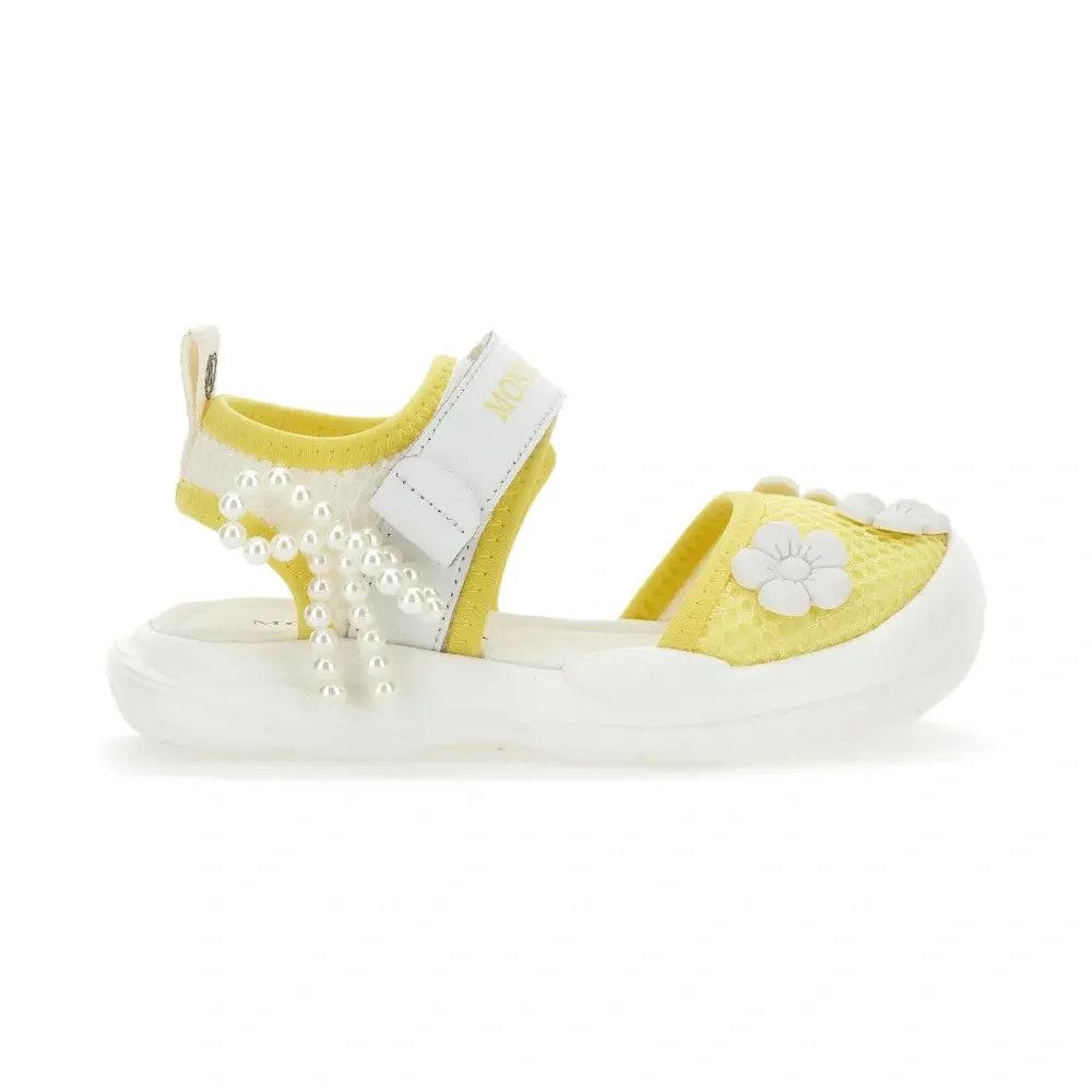 Босоножки с искусственным жемчугом