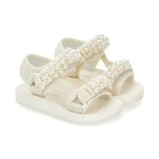 Босоножки с искусственным жемчугом