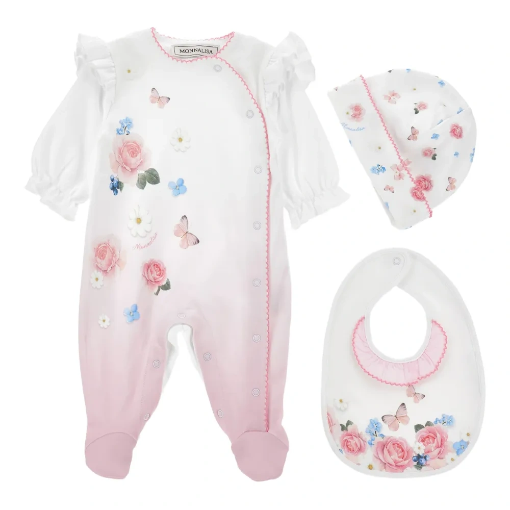 Комплект для новорожденного с оборками и цветочным принтом Комплект для новорожденного с оборками и цветочным принтом