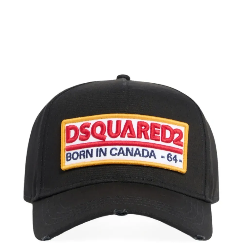 Бейсболка с нашивкой-логотипом