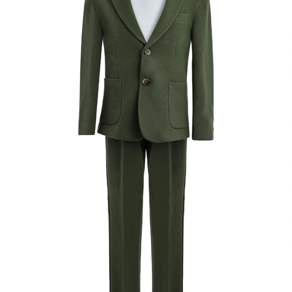 Костюм с однобортным пиджаком Костюм с однобортным пиджаком