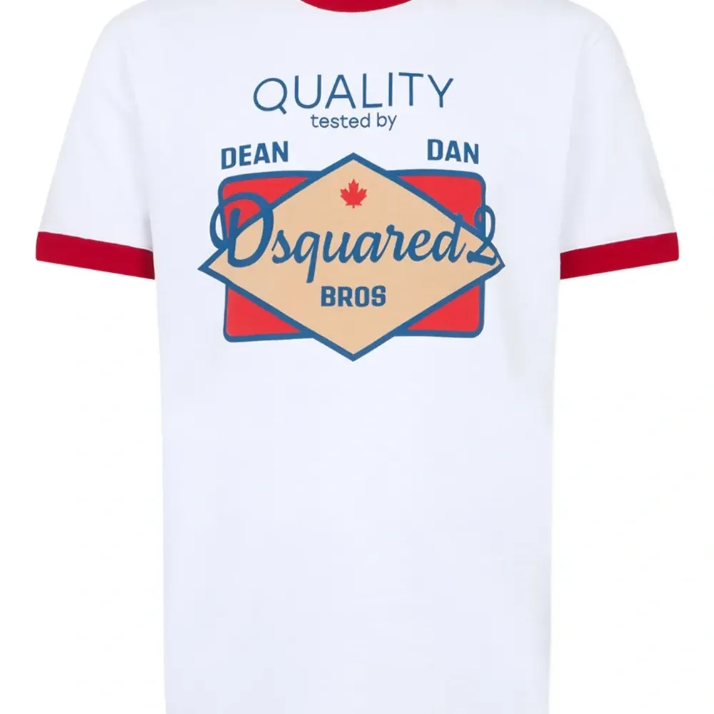 Футболка с графичным принтом