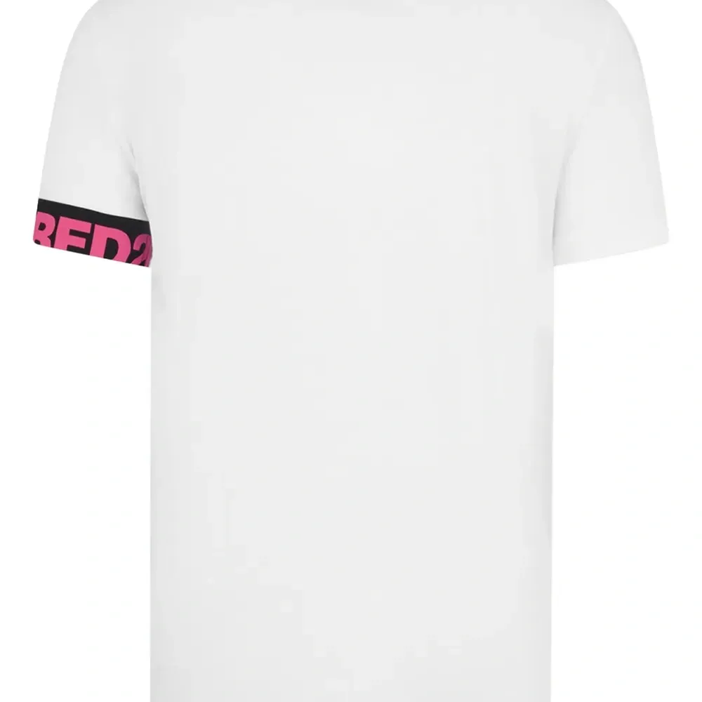 Футболка с логотипом