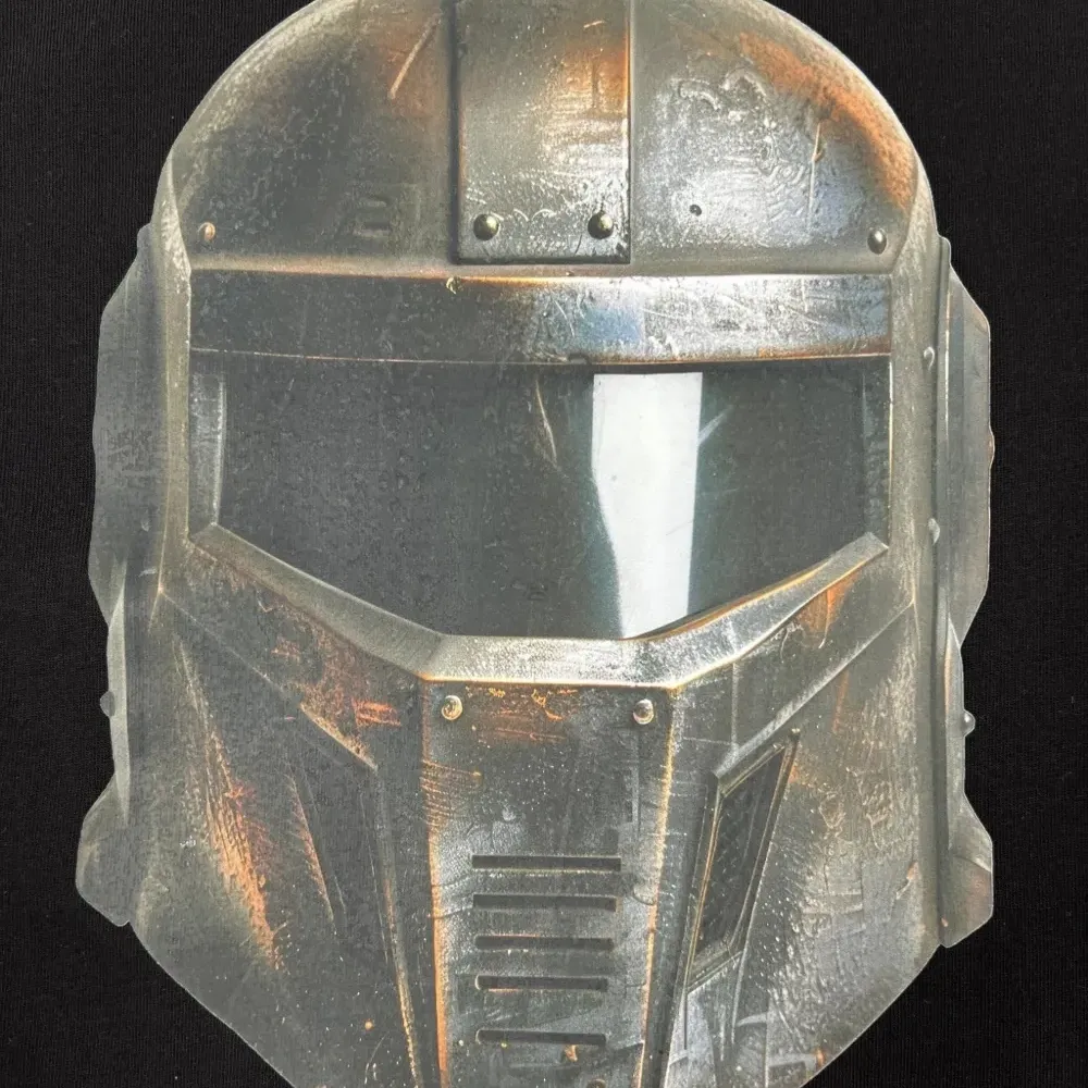 Футболка с графичным принтом