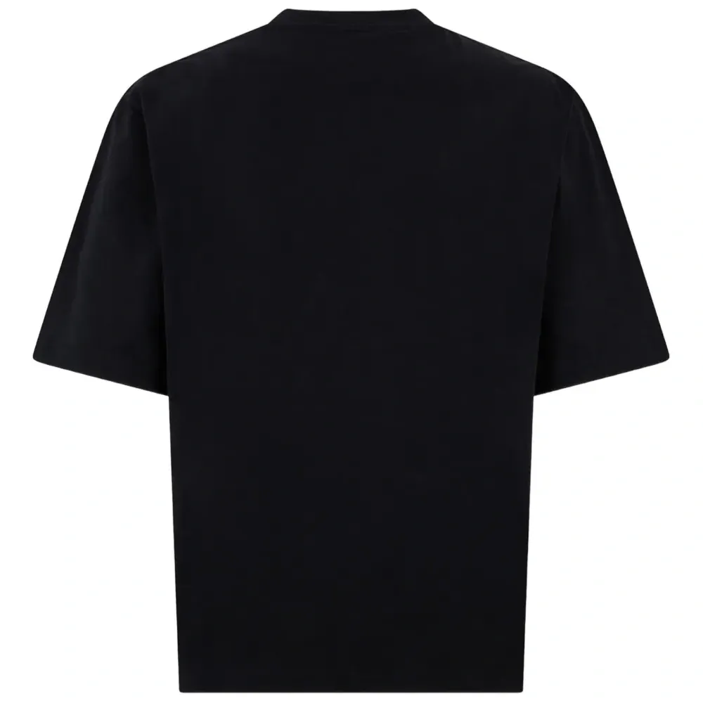 Футболка с вышитым логотипом