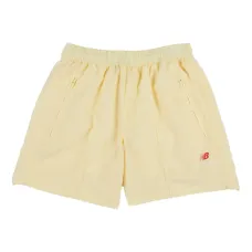 Спортивные шорты