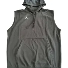 Бесрукавка с капюшоном из флиса