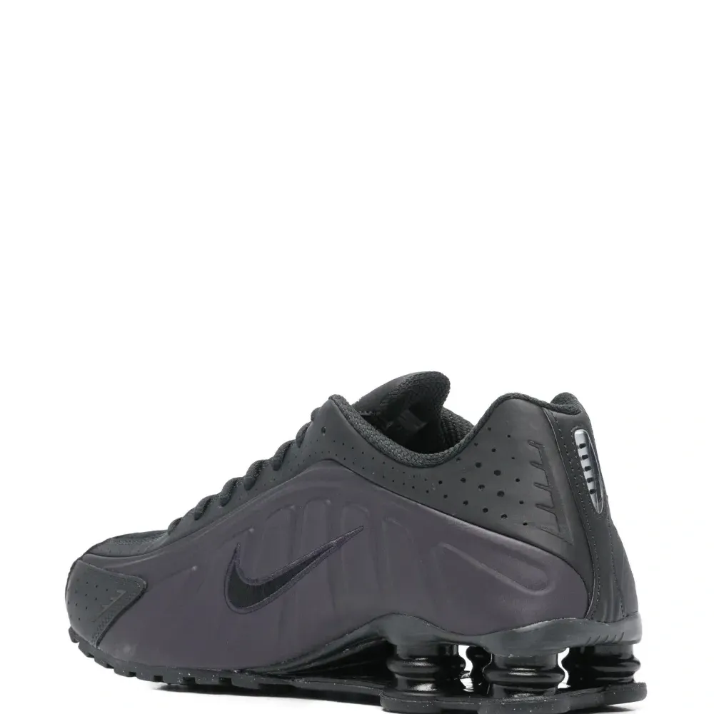 Кроссовки с логотипом Shox