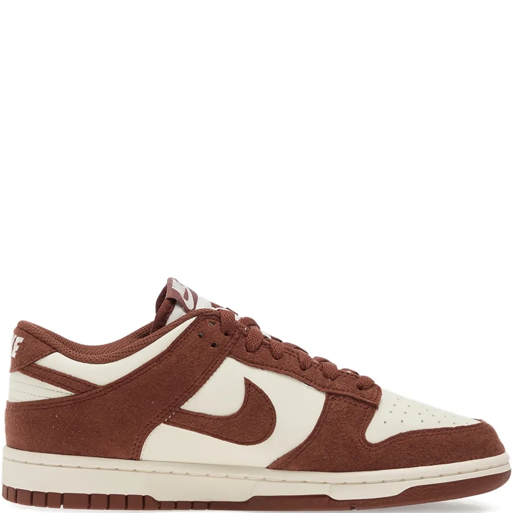 Кроссовки Dunk Low на шнуровке