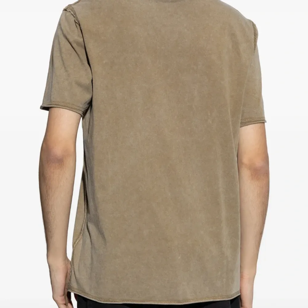 Футболка T-RAWJUST-V1 с необработанным краем