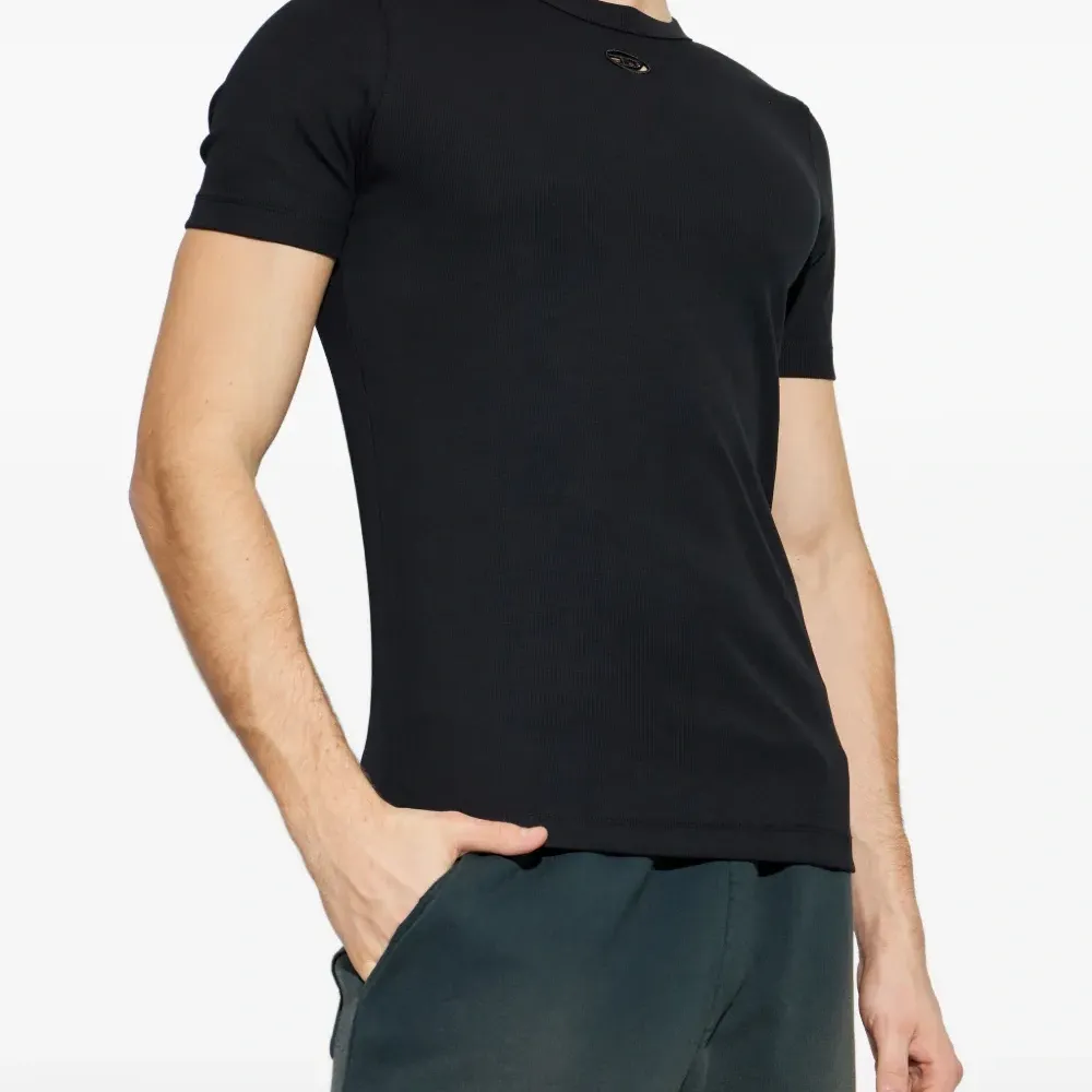 Ребристая футболка с логотипом