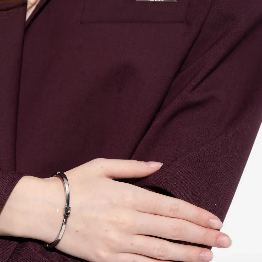 Браслет-кафф в форме подковы