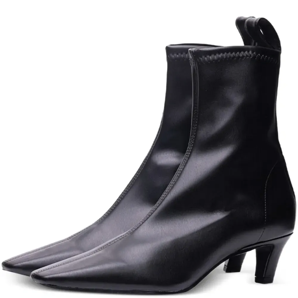 Ботинки с квадратным носком