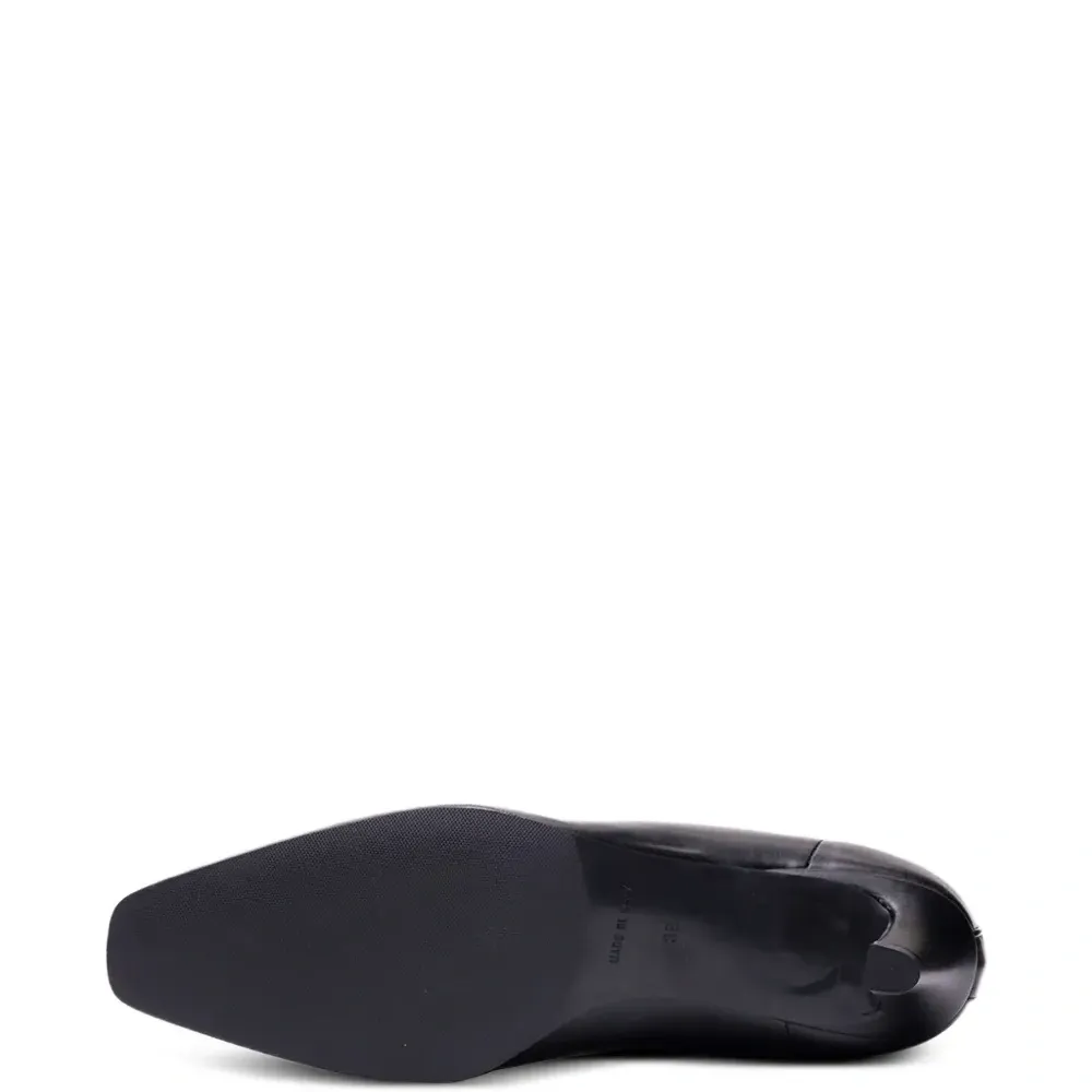 Ботинки с квадратным носком