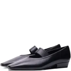 Туфли с ремешком