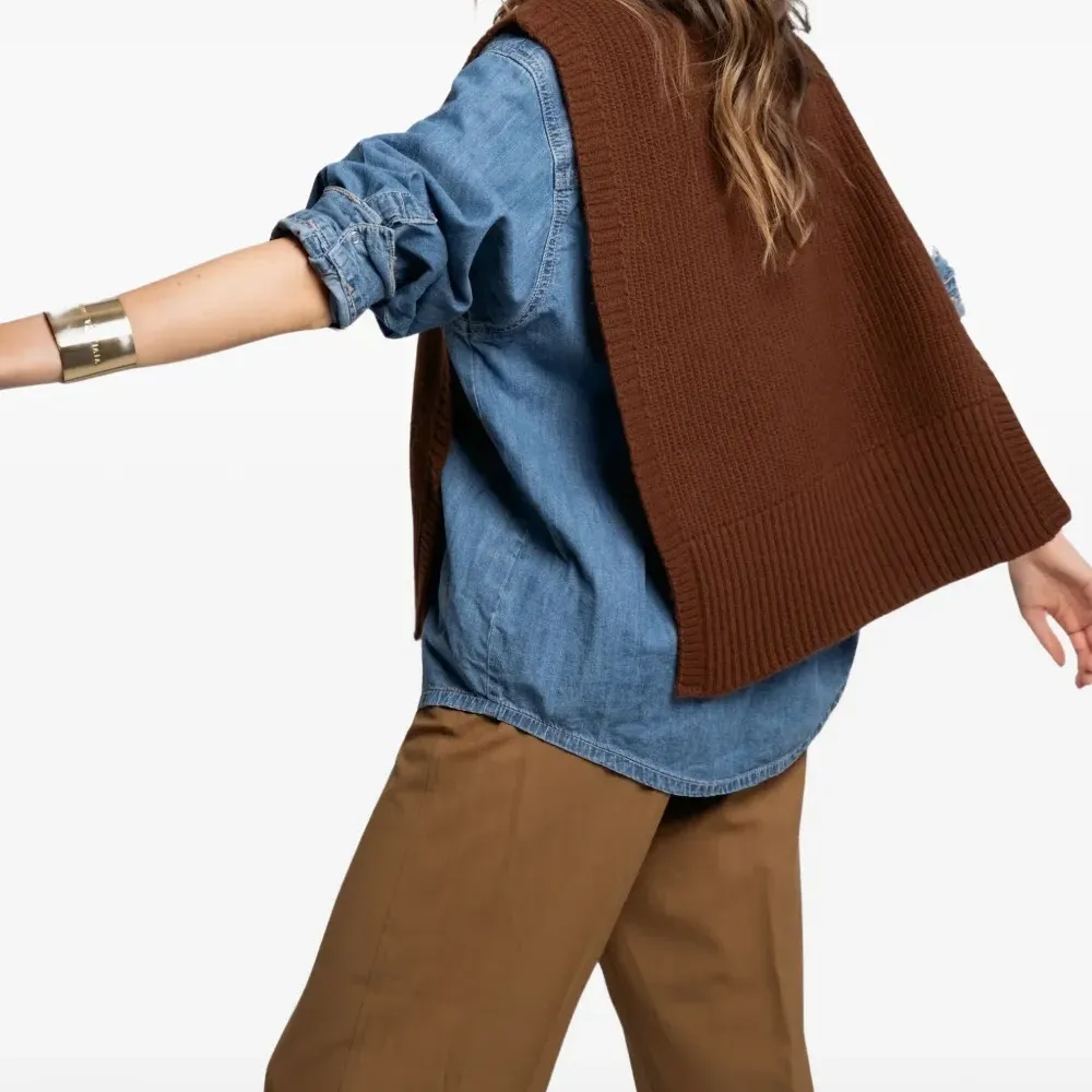 Топ с высоким воротником