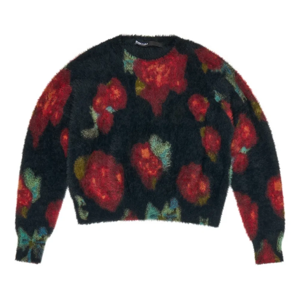 Свитер с цветочным принтом