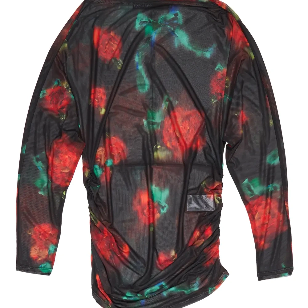 Футболка со сборками и принтом