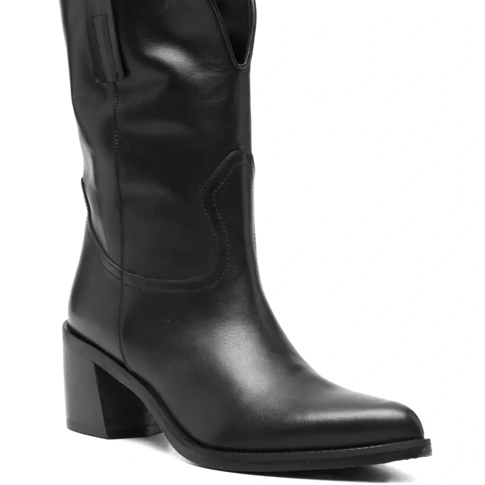 Ботинки на блочном каблуке 65 мм