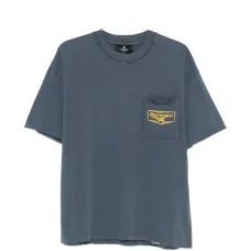 Футболка с графическим принтом и карманом