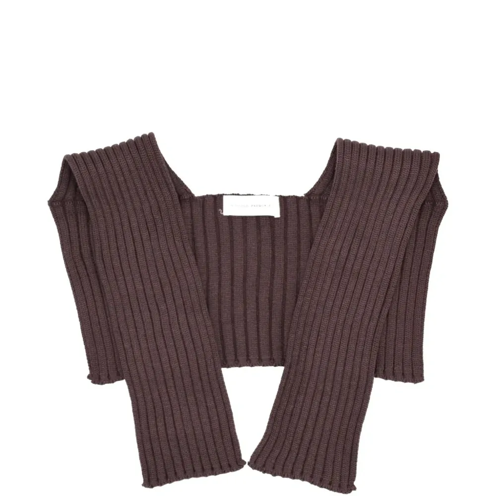 Коричневый шарф