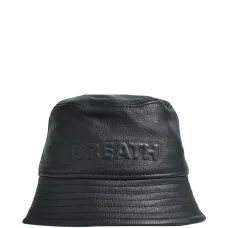 Кожаная панама с тисненым логотипом