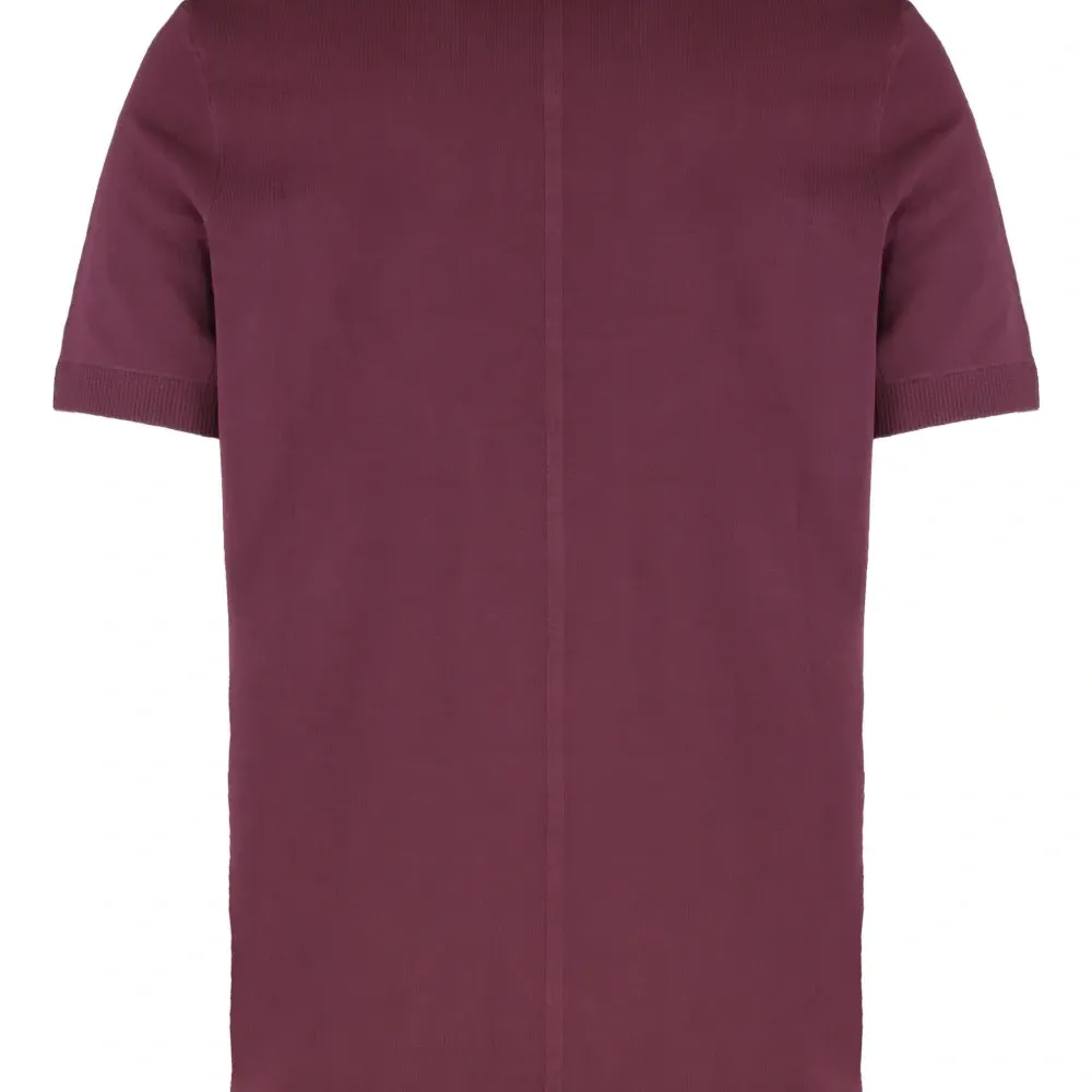 Футболка с круглым вырезом