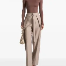 Топ Alea с длинными рукавами Топ Alea с длинными рукавами