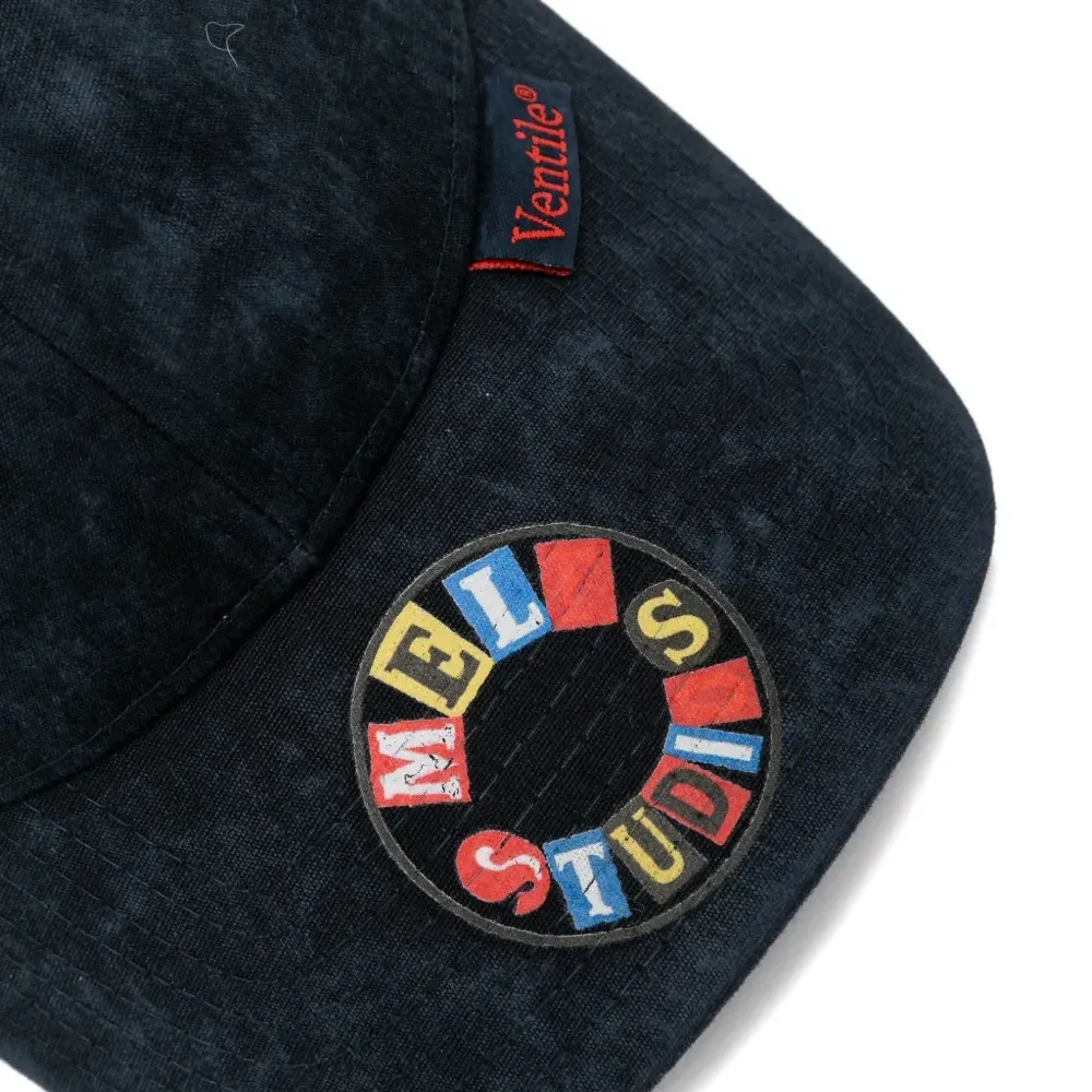 Бейсболка с логотипом