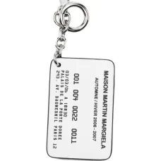 Кардхолдер на цепочке