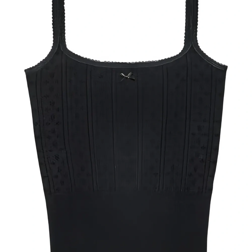 Топ с ажурным бантом