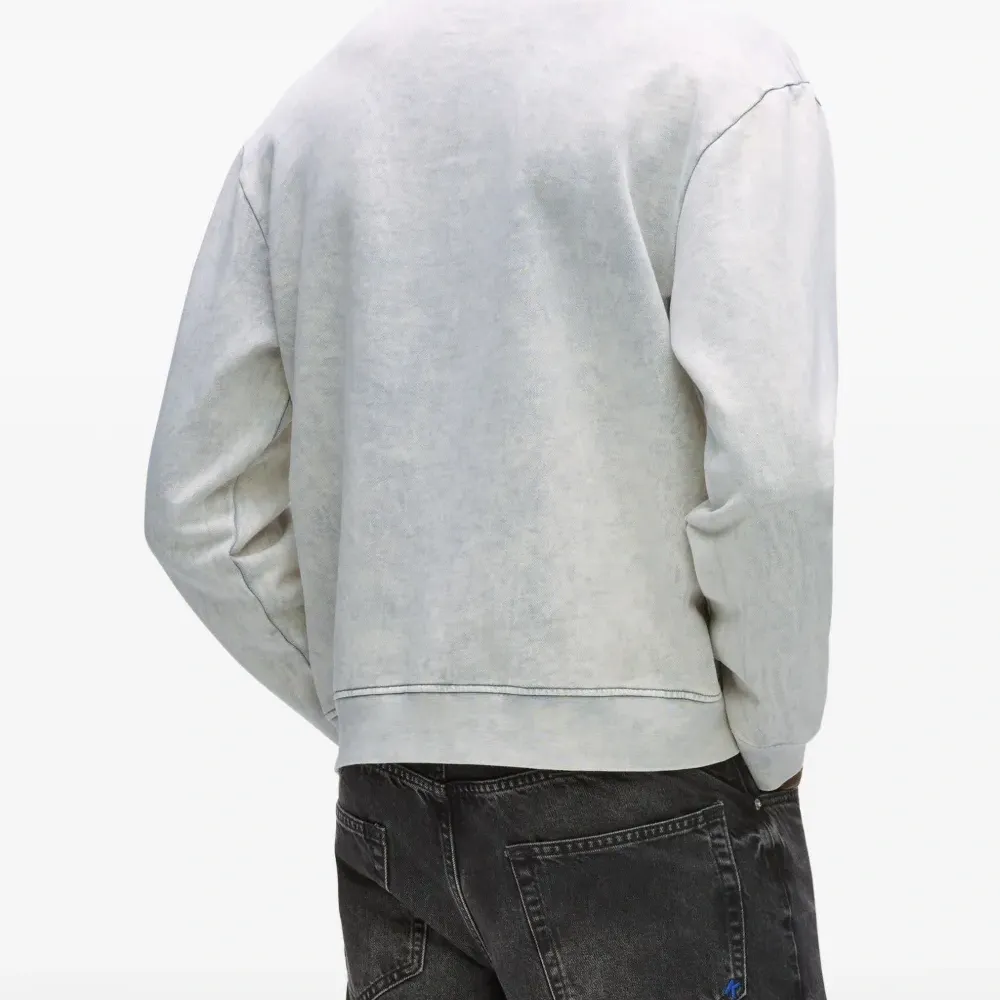 Толстовка с круглым вырезом