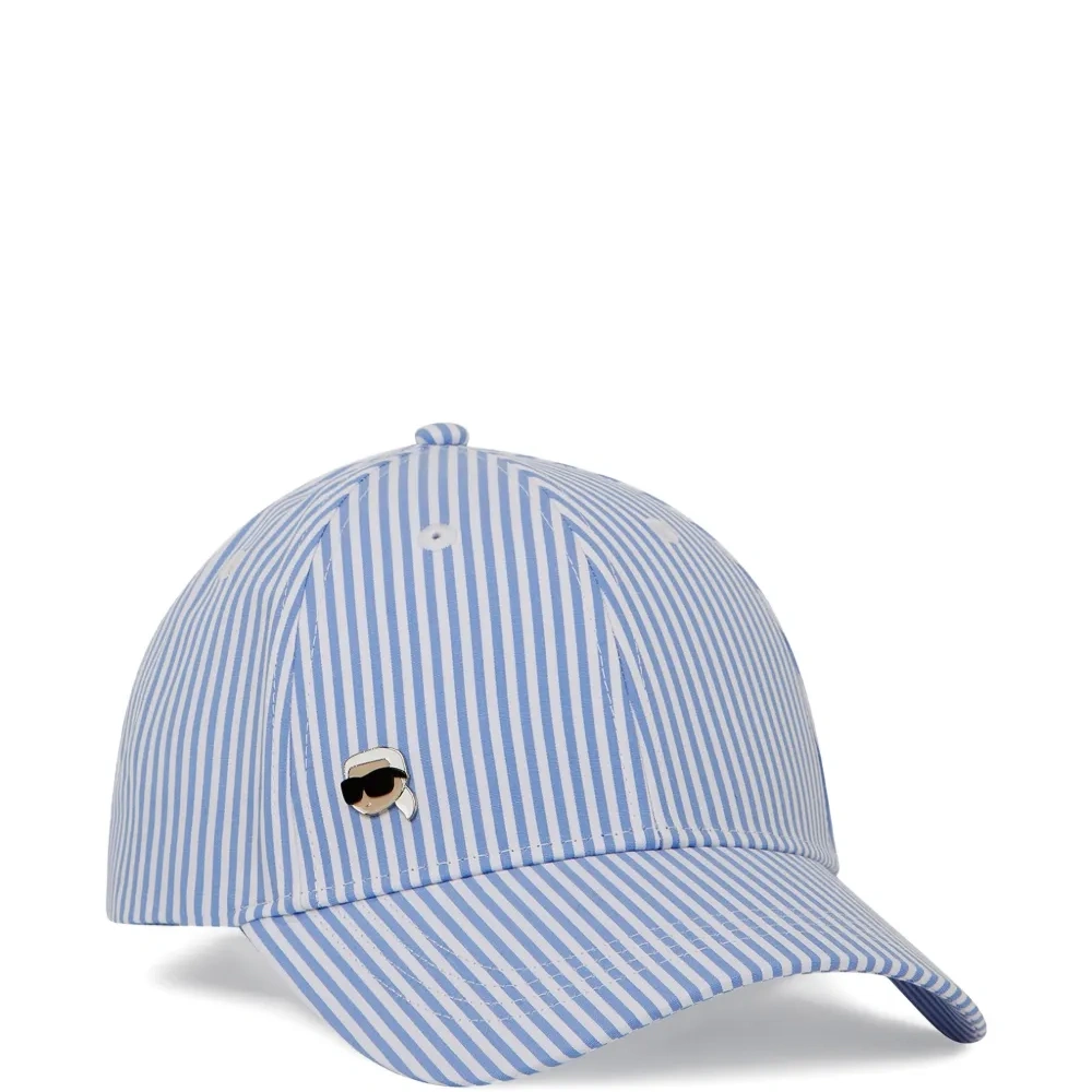 Кепка в тонкую полоску