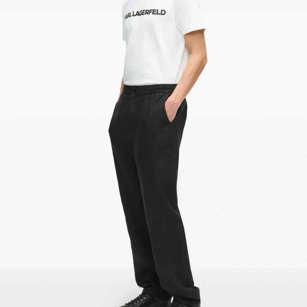 Футболка Essential с логотипом