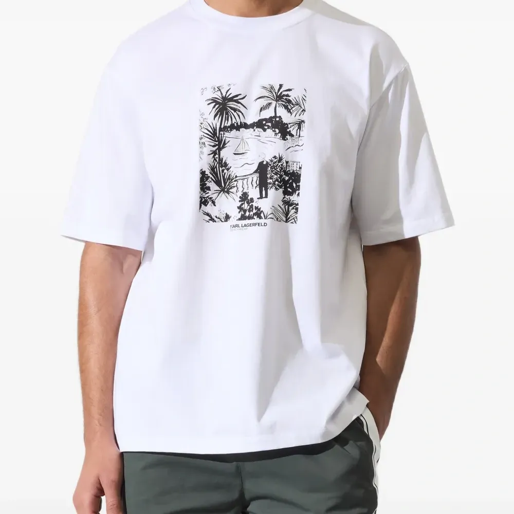 Футболка с графичным принтом