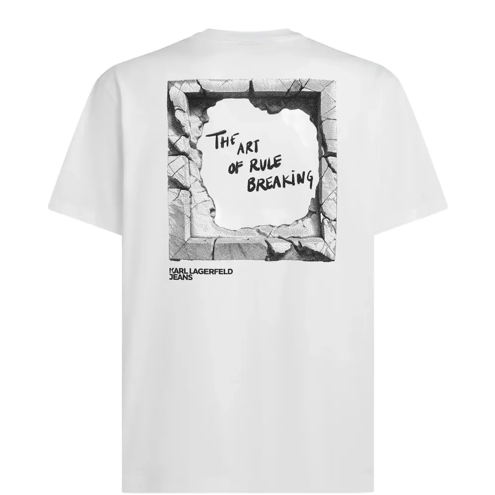 Футболка с графичным принтом