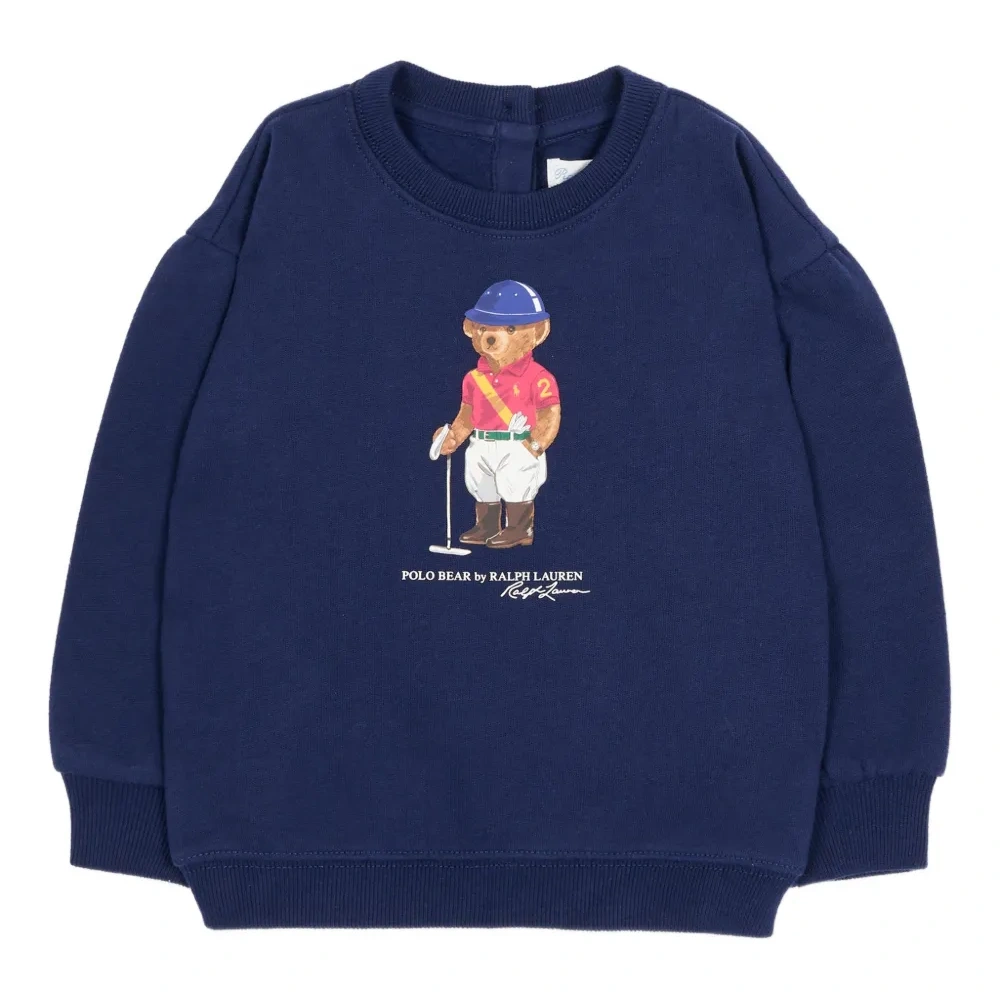 Свитер с круглым вырезом