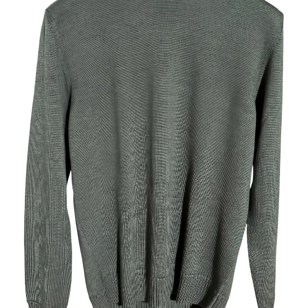 Джемпер с длинными рукавами