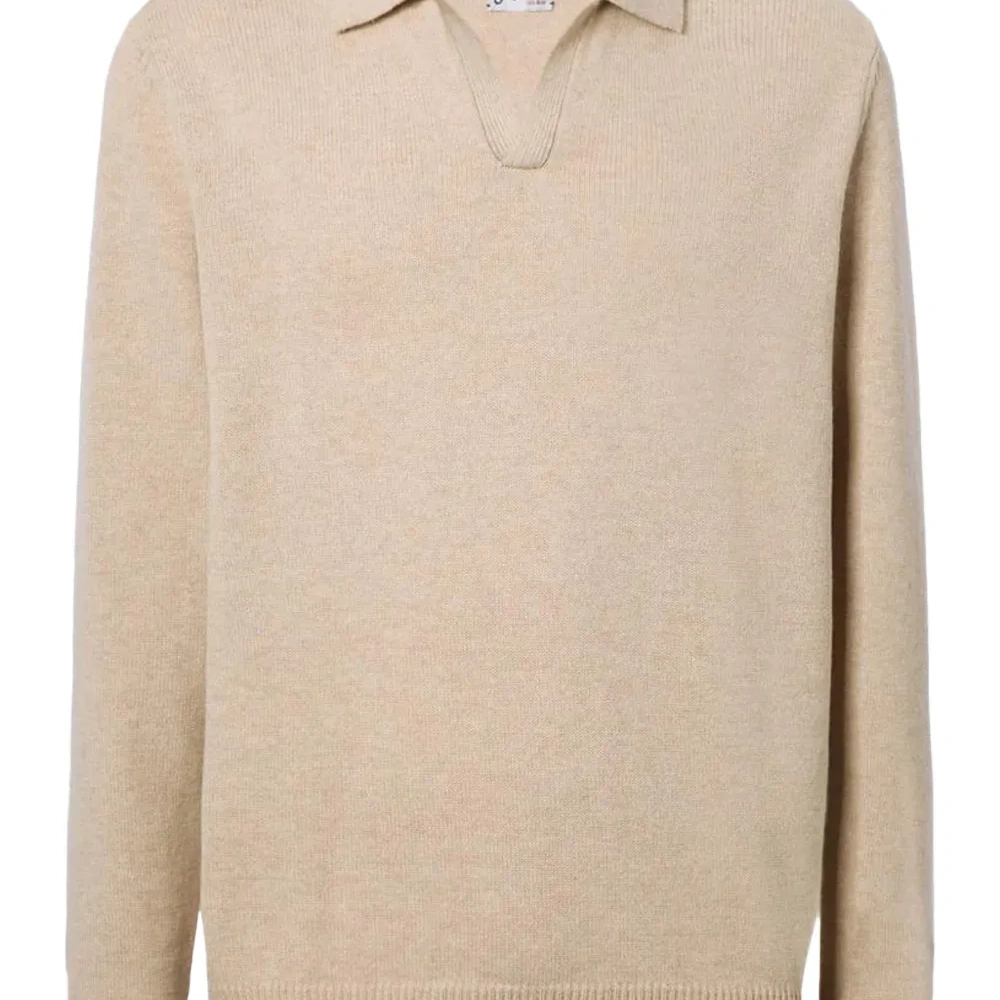 Свитер с воротником поло