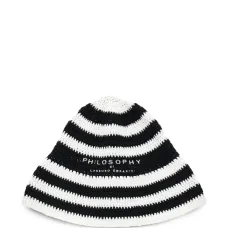 Шапка бини в полоску